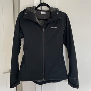 Columbia Omni-wind jacket